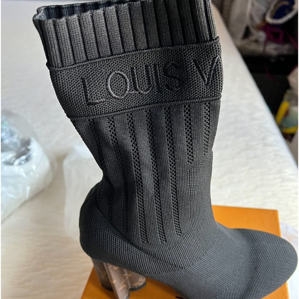 Bootie size 8 new copy